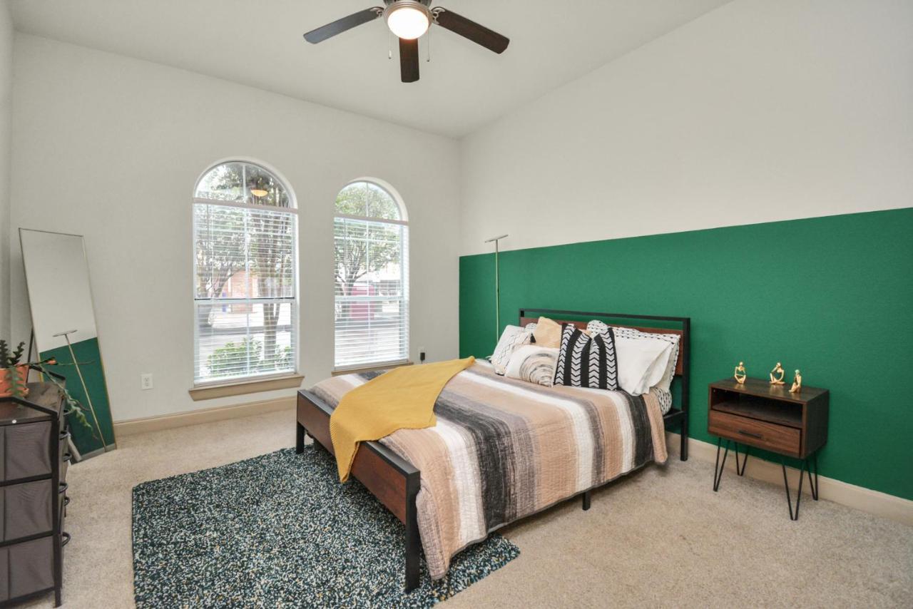 Ferienwohnung Beautiful Unit Near Med Center W/ Shopping Center Houston Exterior foto